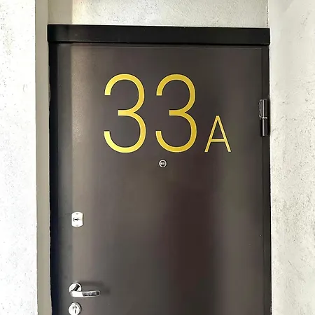 Renovated In Rigas Historic Center Διαμέρισμα *